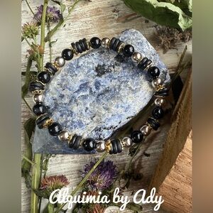 Alquimia Black and Silver Bracelet with Elastic Design